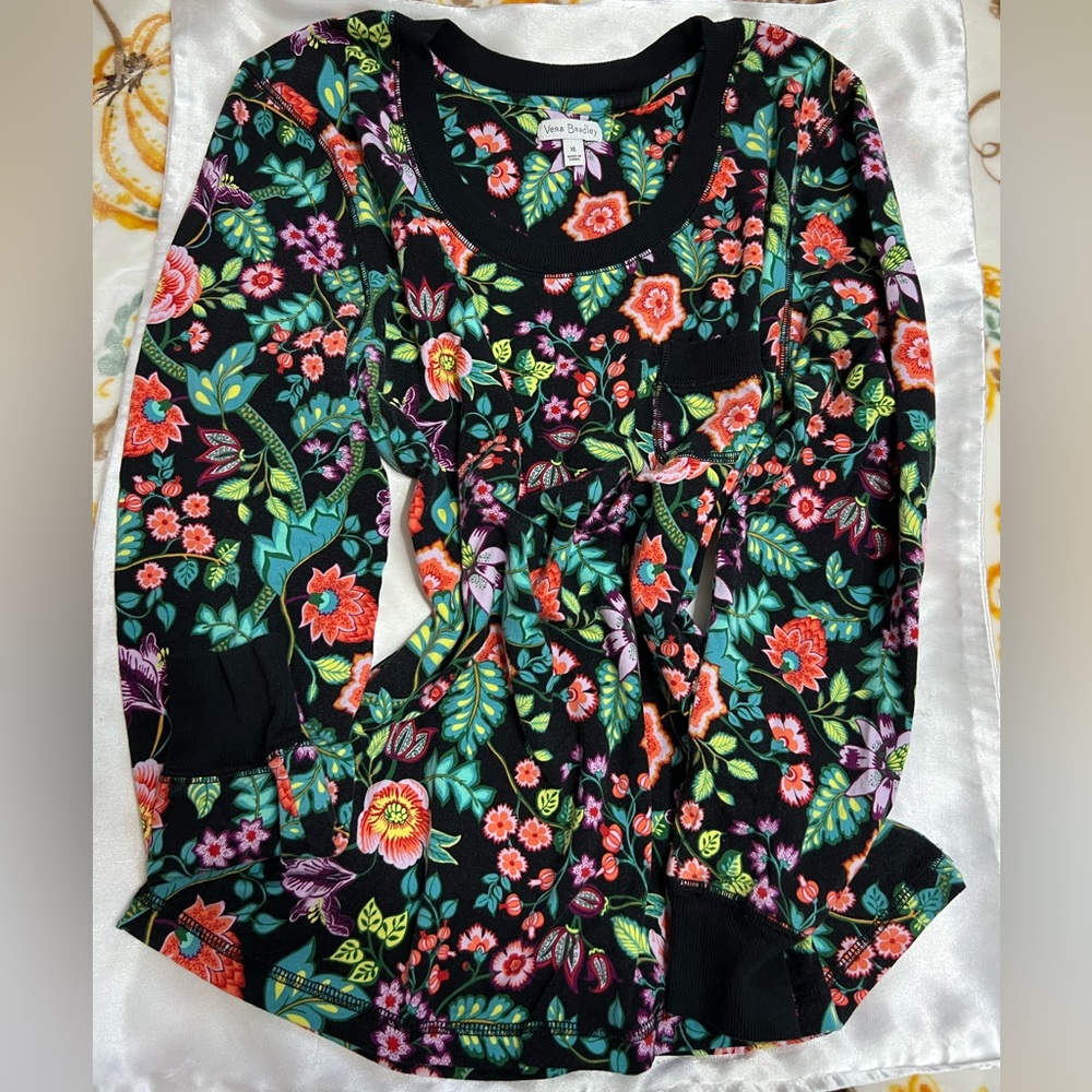 Vera Bradley Black Floral Sleepwear Top XL